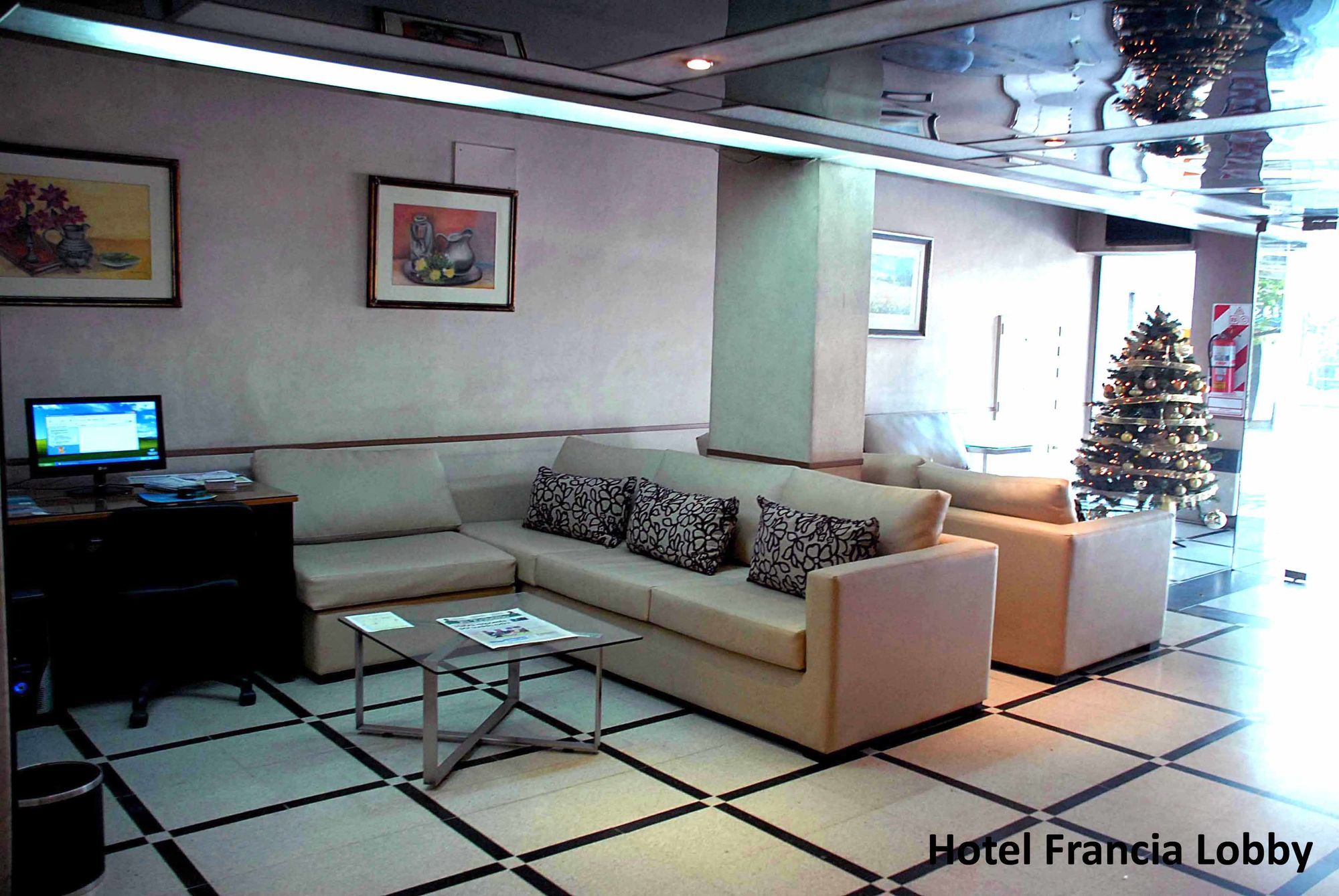 Hotel Francia San Miguel de Tucumán Eksteriør billede